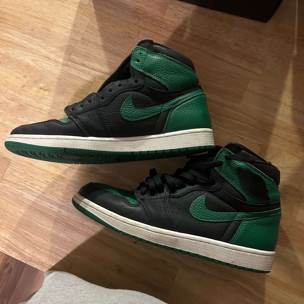 Jordan Athletic Shoes Black and Green